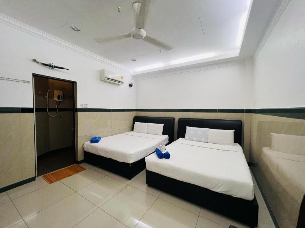 Burmahtel Hotel 2*