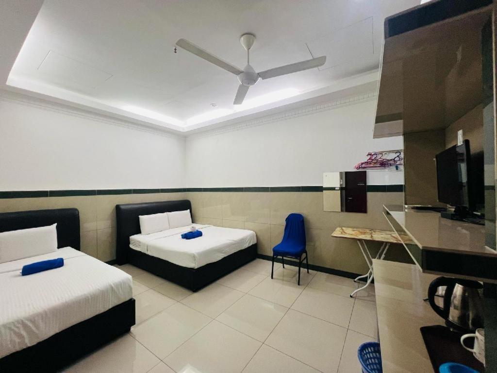 Burmahtel Hotel 2*