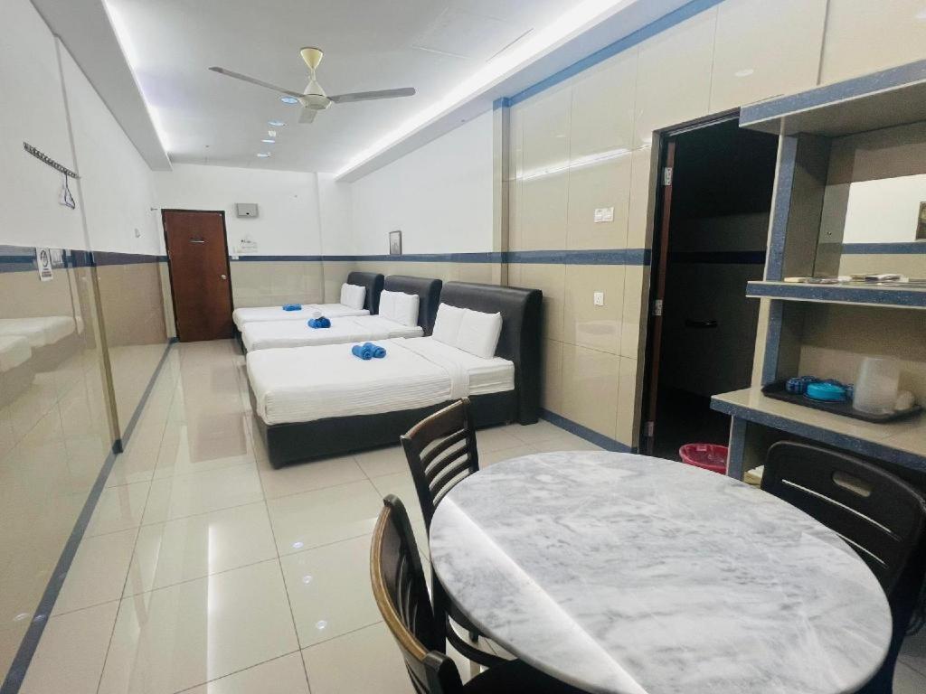 Burmahtel Hotel