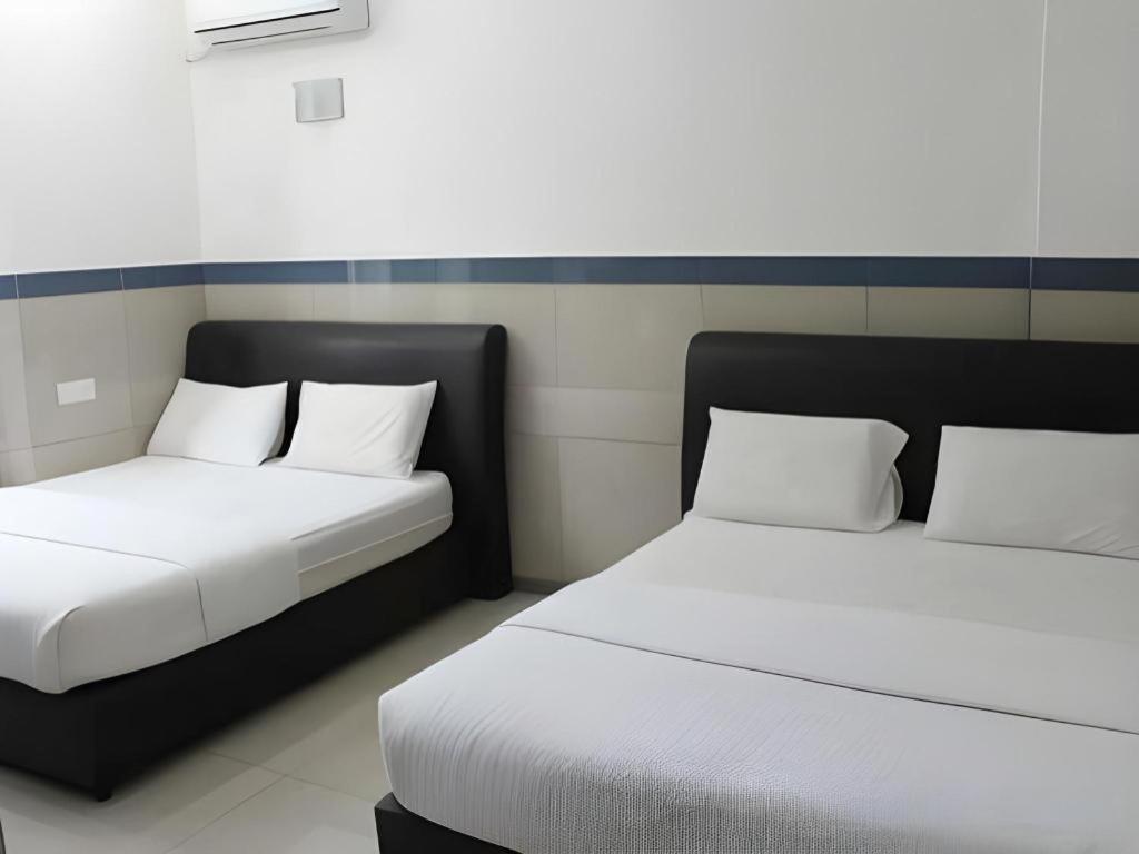 Burmahtel 2* George Town