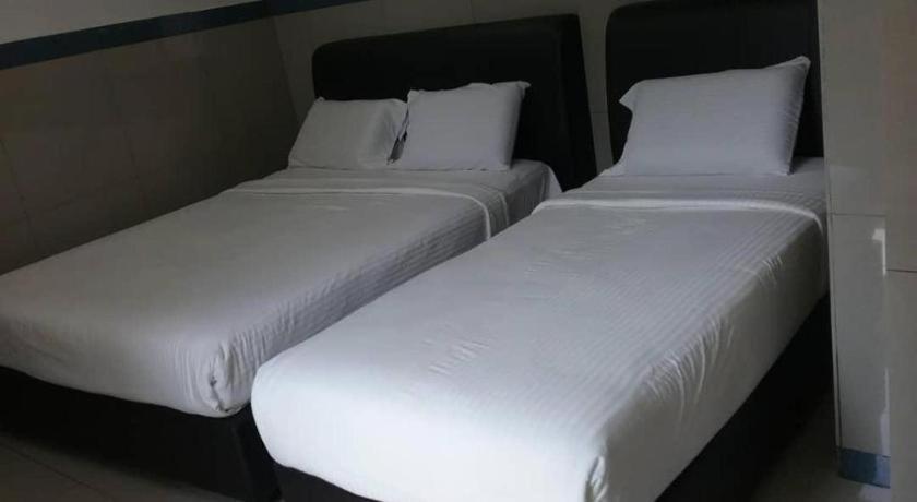 Burmahtel 2* George Town
