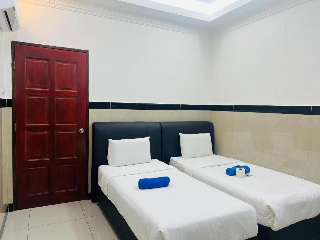 Burmahtel 2* Georgetown